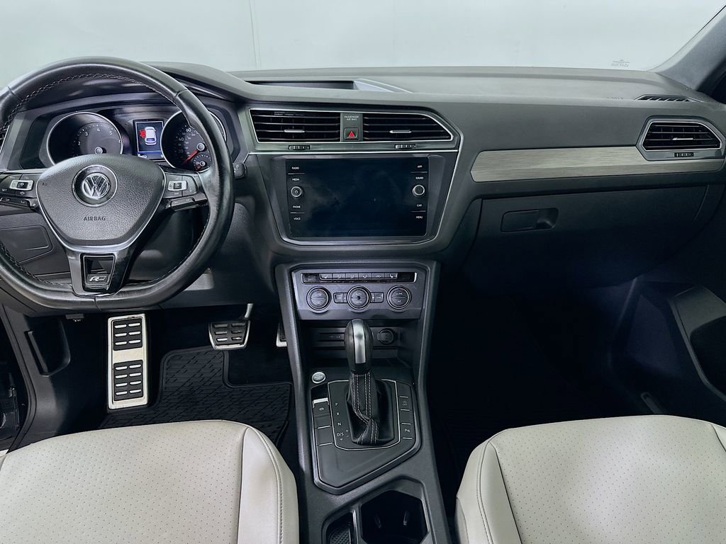 Used 2021 Volkswagen Tiguan SE R-Line image 19