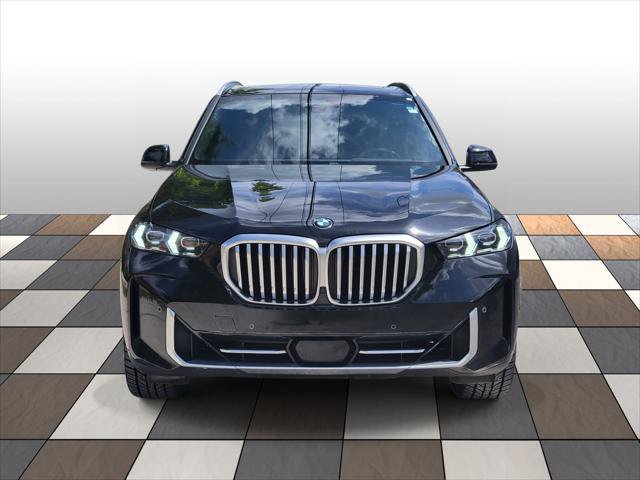 Used 2024 BMW X5 sDrive40i w/ Premium Package RWD image 2