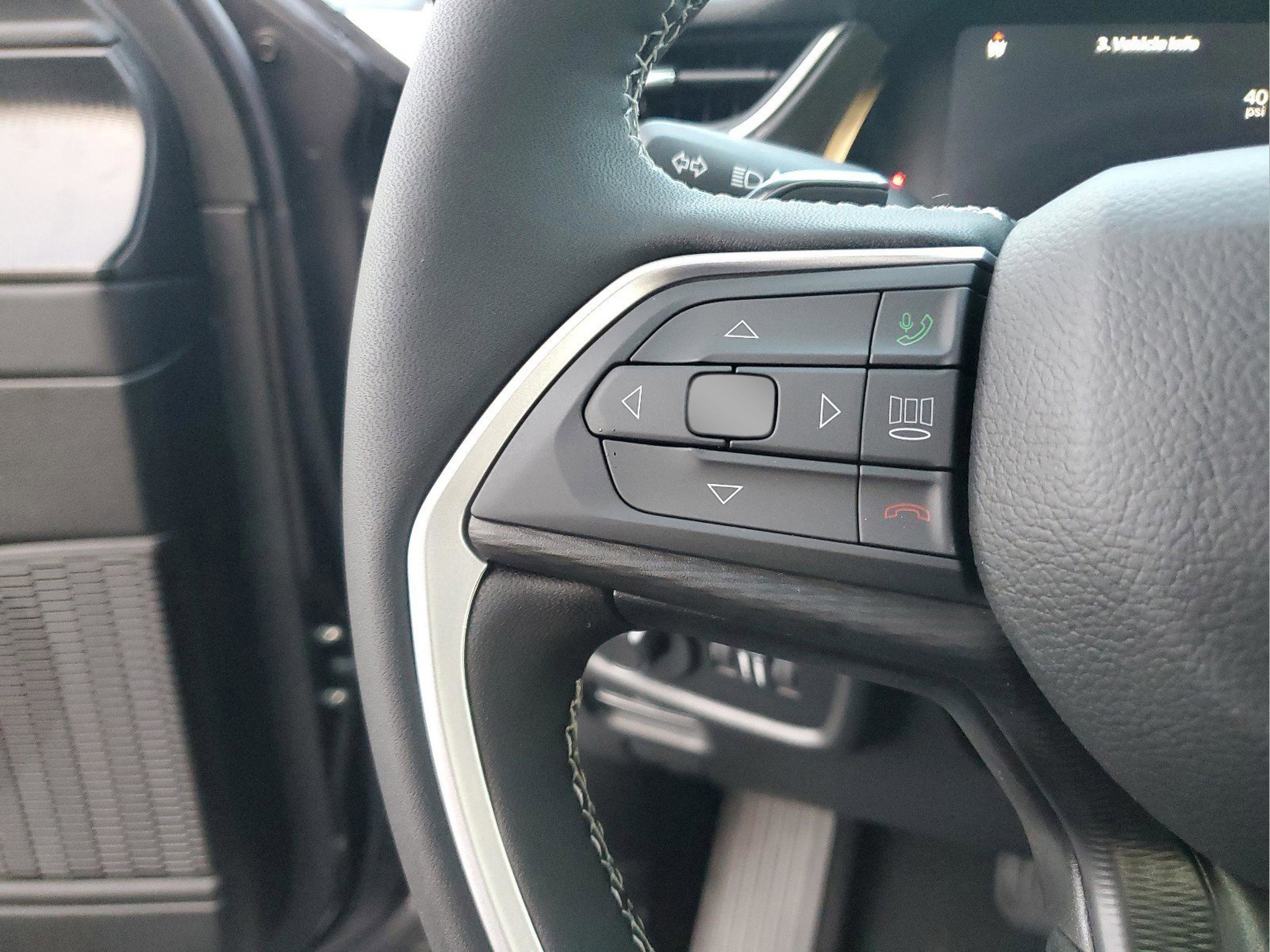 New 2025 Jeep Grand Cherokee Laredo w/ Luxury Tech Group I image 25