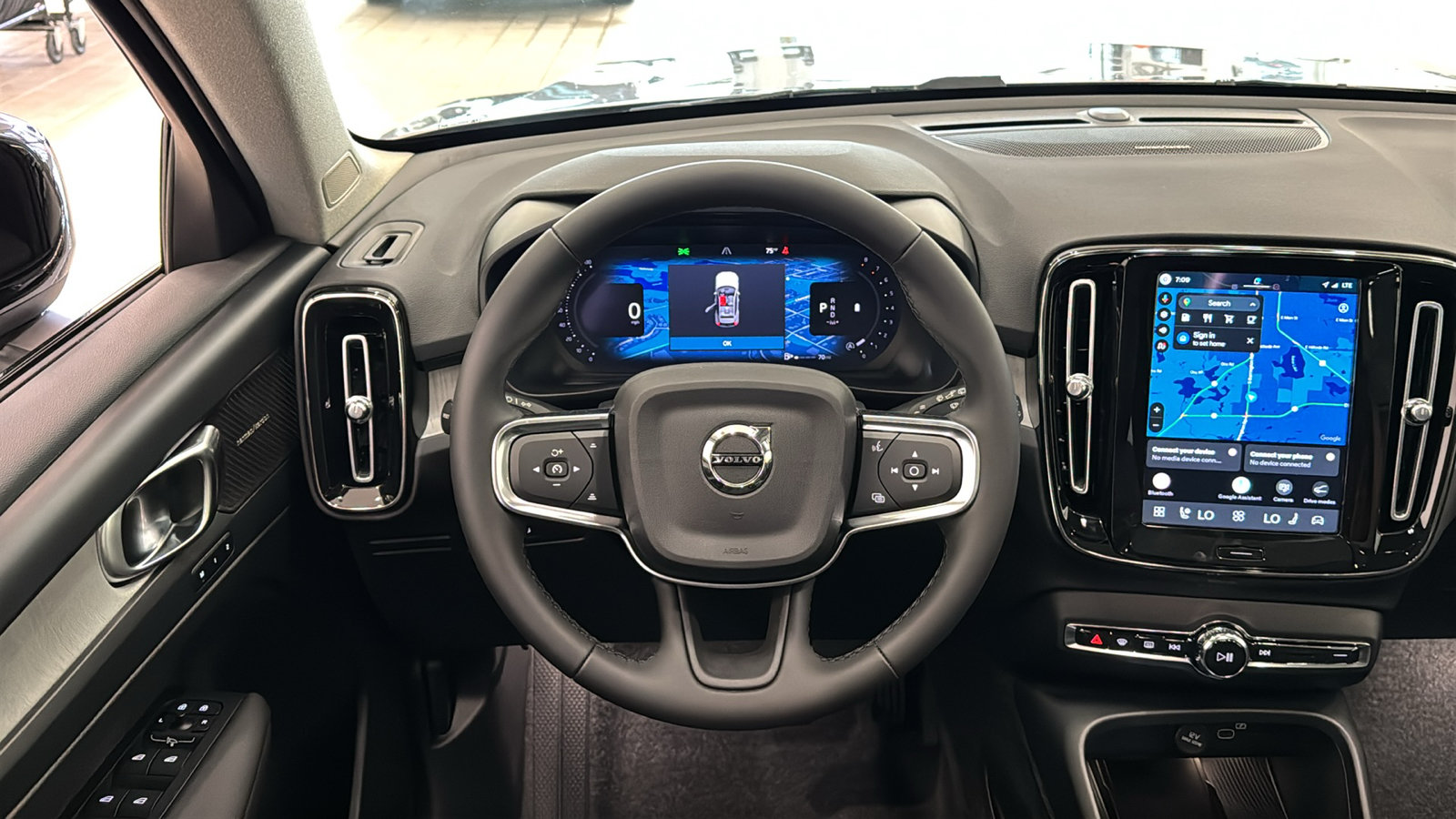 New 2026 Volvo XC40 B5 Plus w/ Climate Package AWD/4WD image 12
