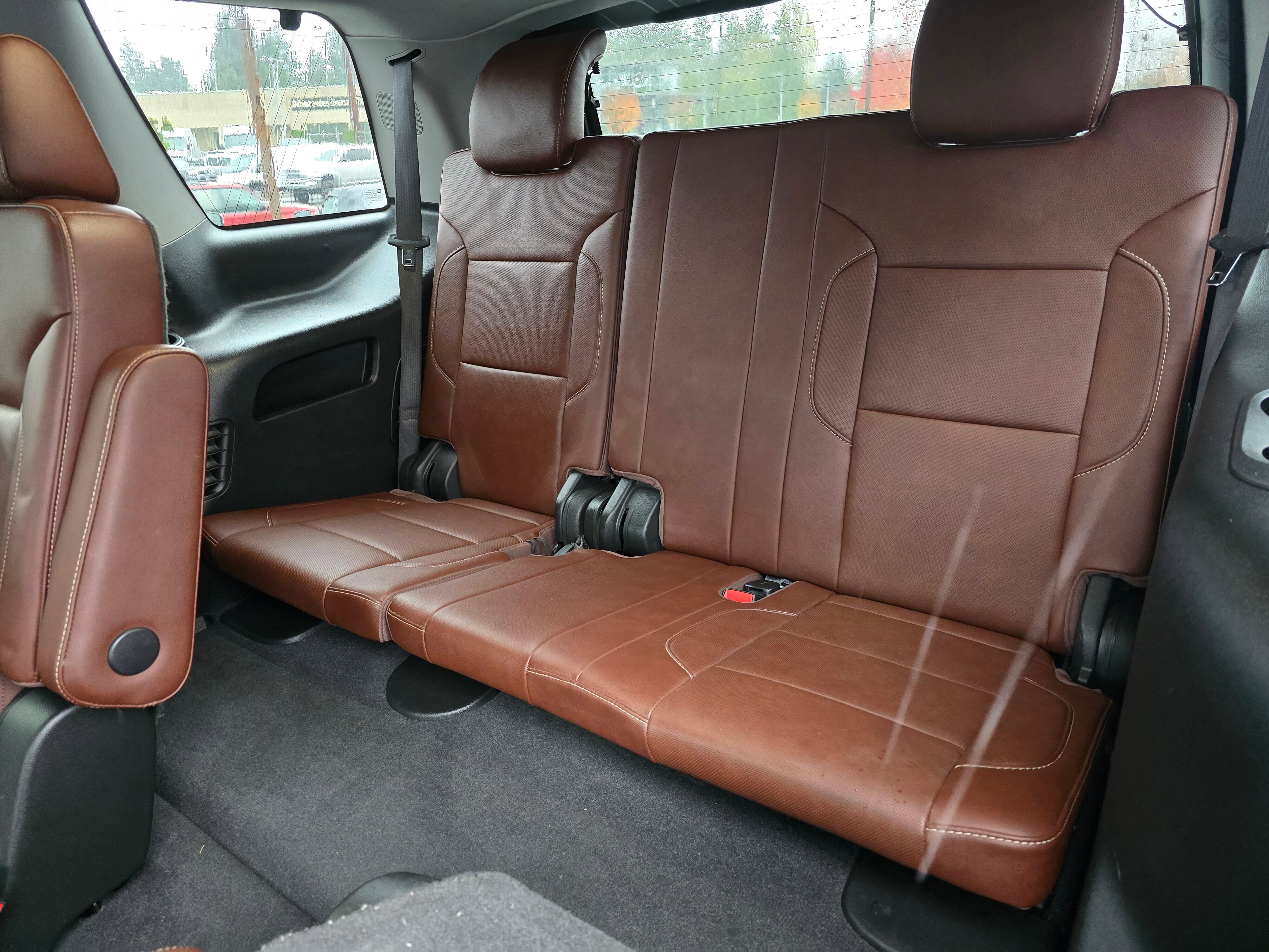 Used 2019 Chevrolet Tahoe Premier w/ Premier Plus Edition AWD/4WD image 21