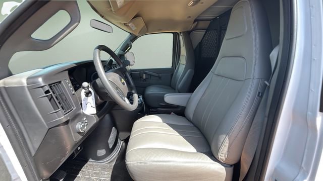 New 2026 Chevrolet Express 2500 w/ Driver Convenience Package RWD image 21