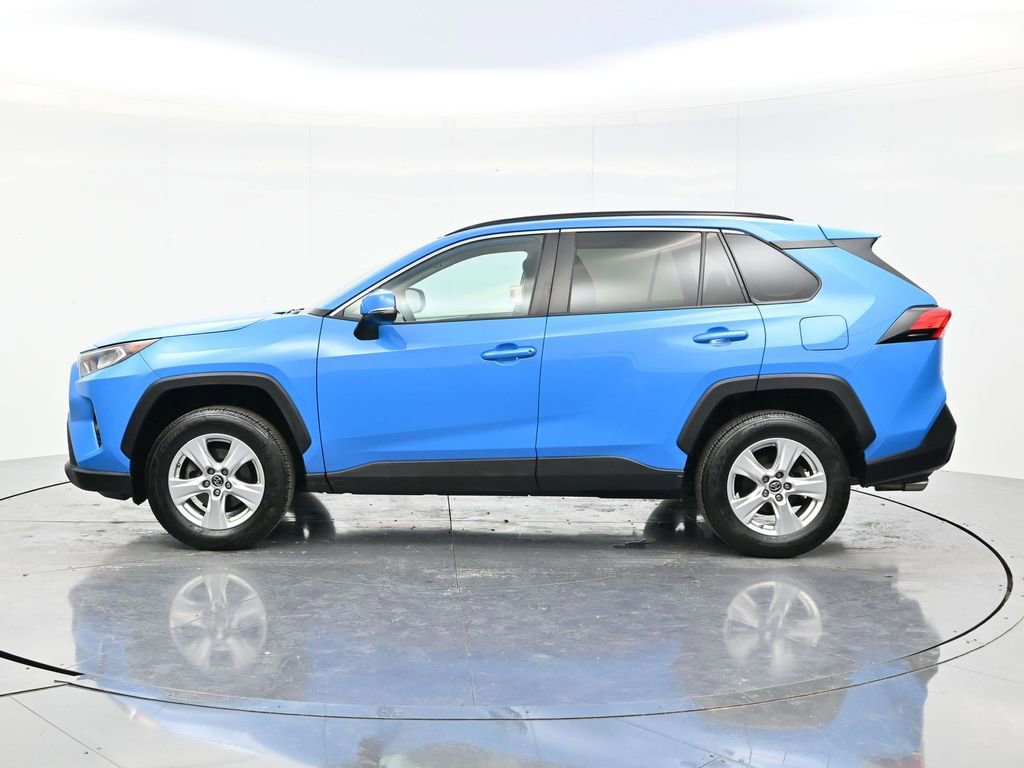 Used 2019 Toyota RAV4 XLE w/ Carpet Mat Package AWD/4WD image 8