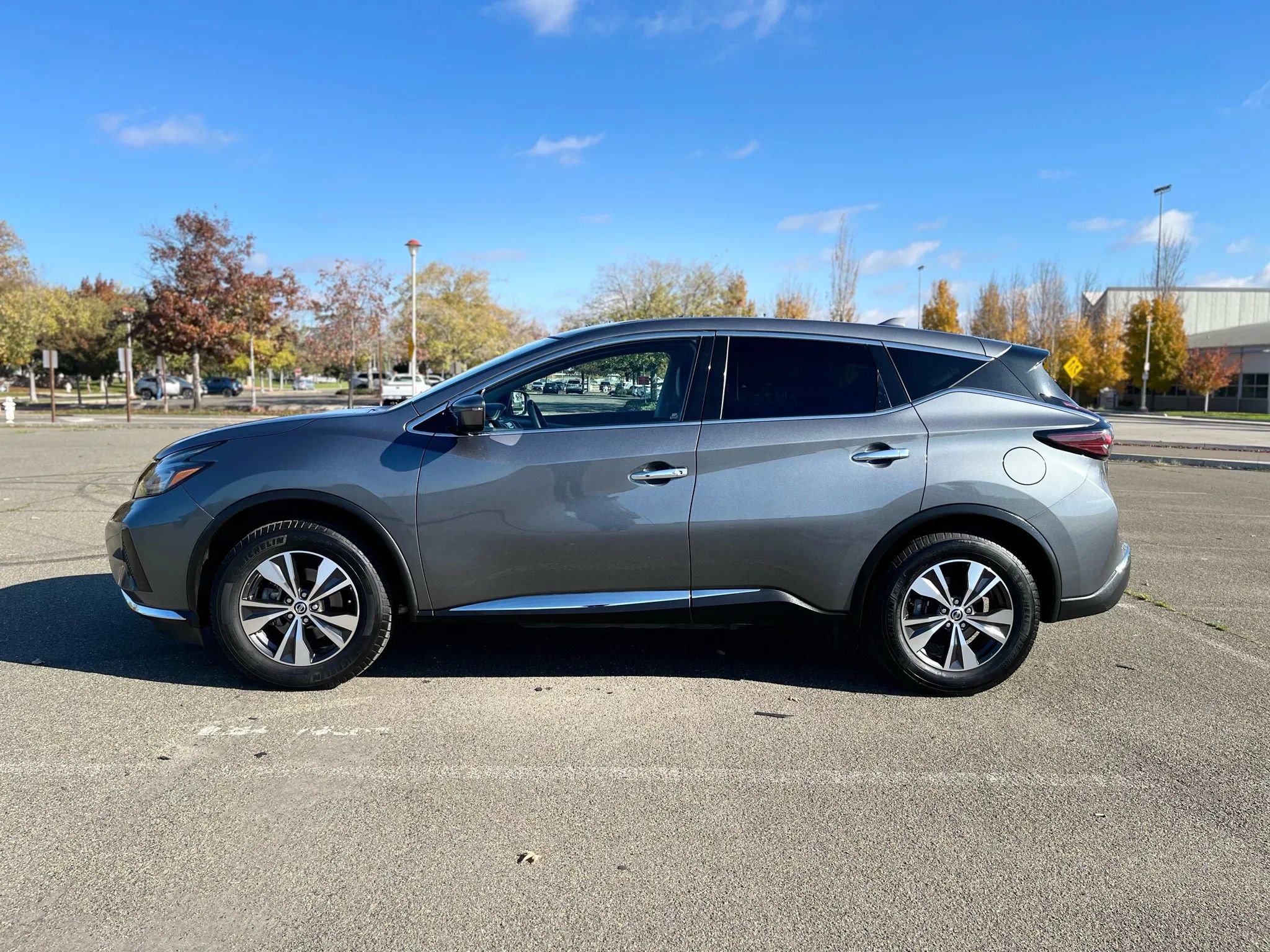 Used 2019 Nissan Murano S image 8