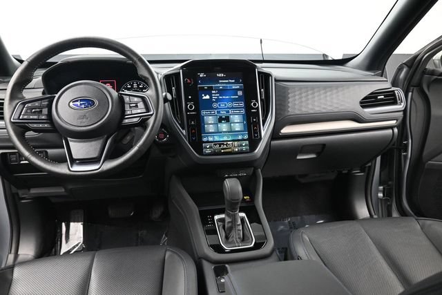 Used 2025 Subaru Forester Limited AWD/4WD image 20