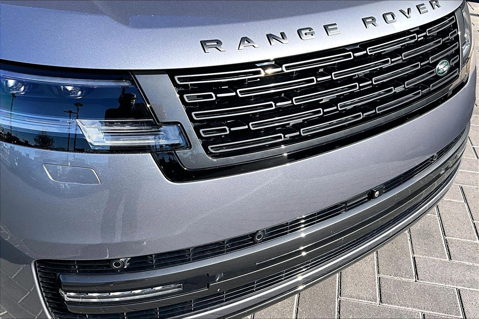 Used 2023 Land Rover Range Rover SE image 30