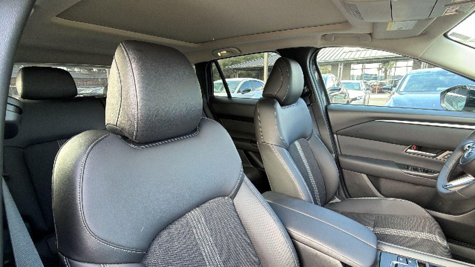 Certified 2024 MAZDA CX-50 AWD 2.5 S w/ Cargo Package image 30