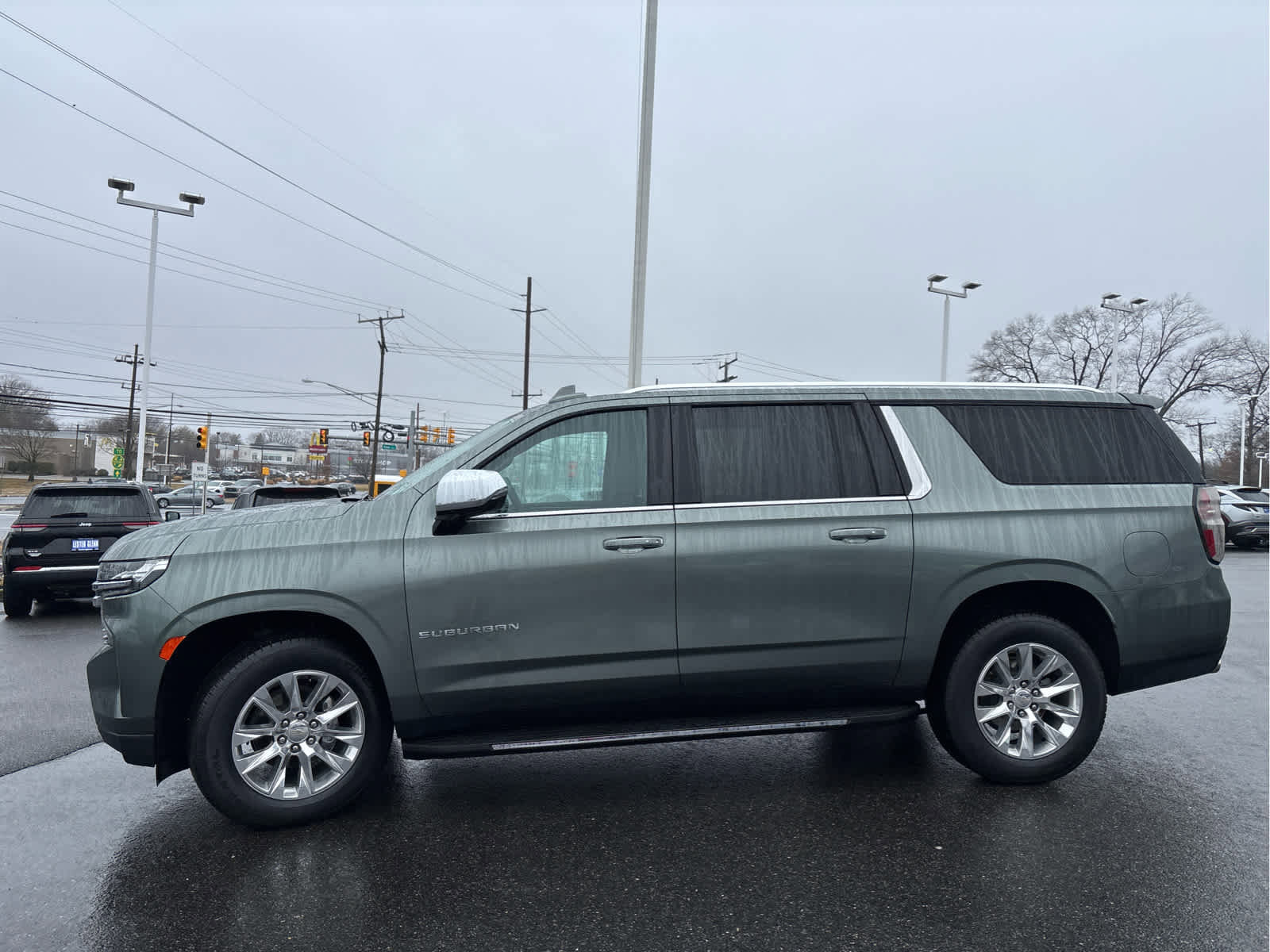Certified 2023 Chevrolet Suburban Premier image 7