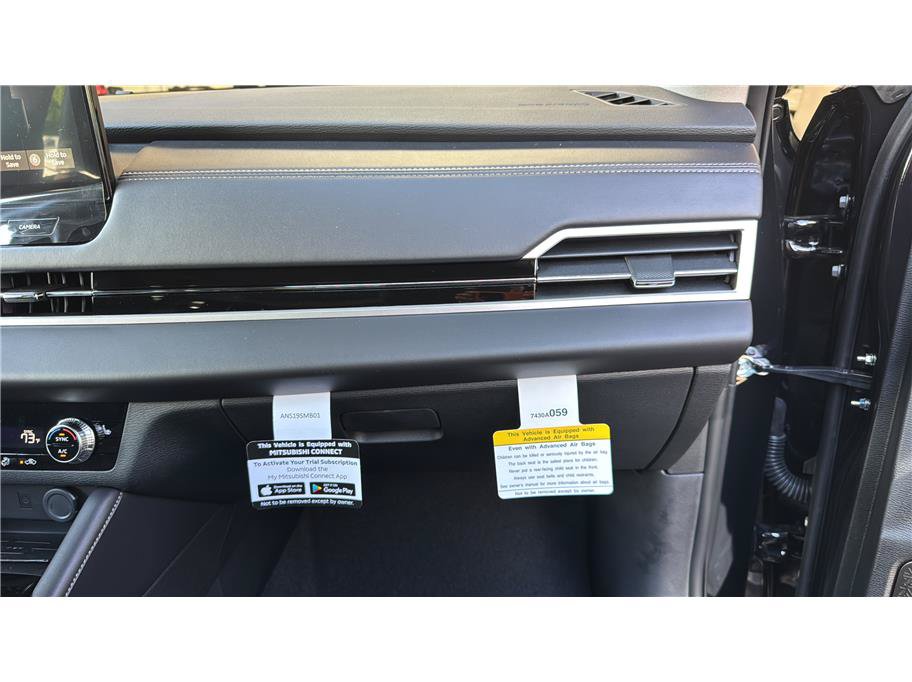 New 2026 Mitsubishi Outlander SE AWD/4WD image 27