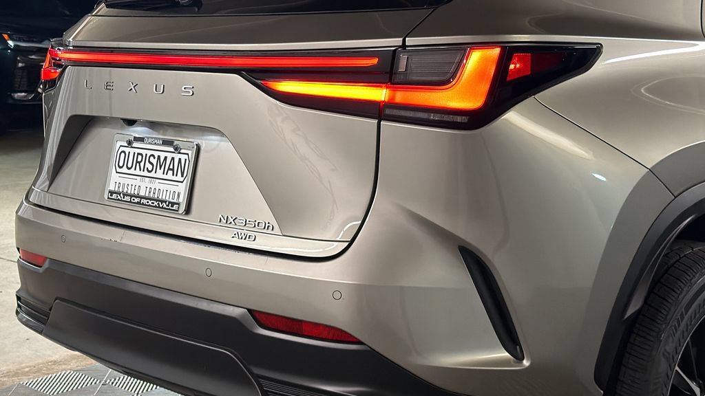 Certified 2022 Lexus NX 350h AWD image 9