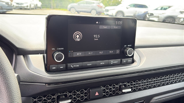 Used 2023 Honda Accord EX image 17