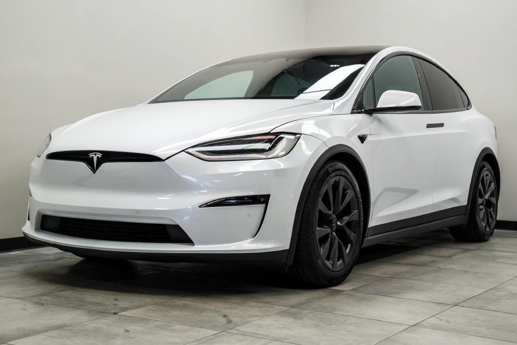 Used 2023 Tesla Model X AWD/4WD image 8