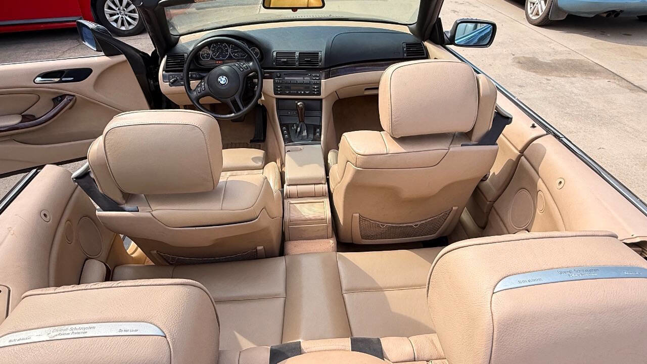 Used 2003 BMW 330Ci Convertible image 36