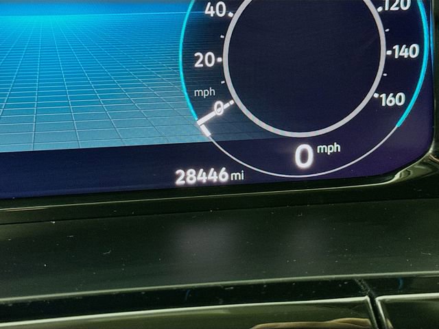 Used 2025 Volkswagen Atlas SE image 13