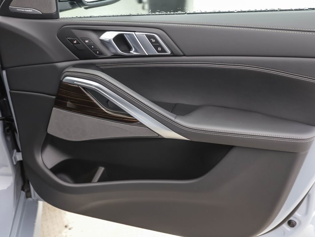 Used 2026 BMW X6 xDrive40i image 32