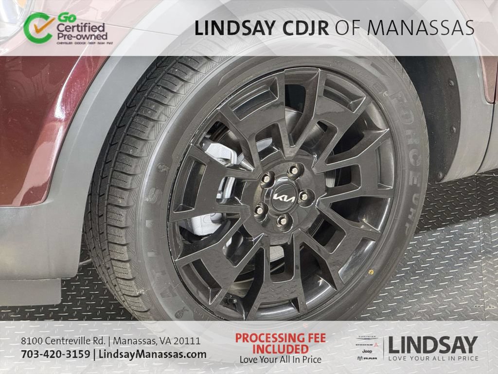 Used 2022 Kia Telluride SX w/ Nightfall Edition Package AWD/4WD image 9