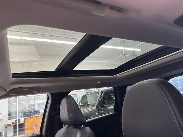 Used 2024 Mitsubishi Outlander SE Black Edition image 22