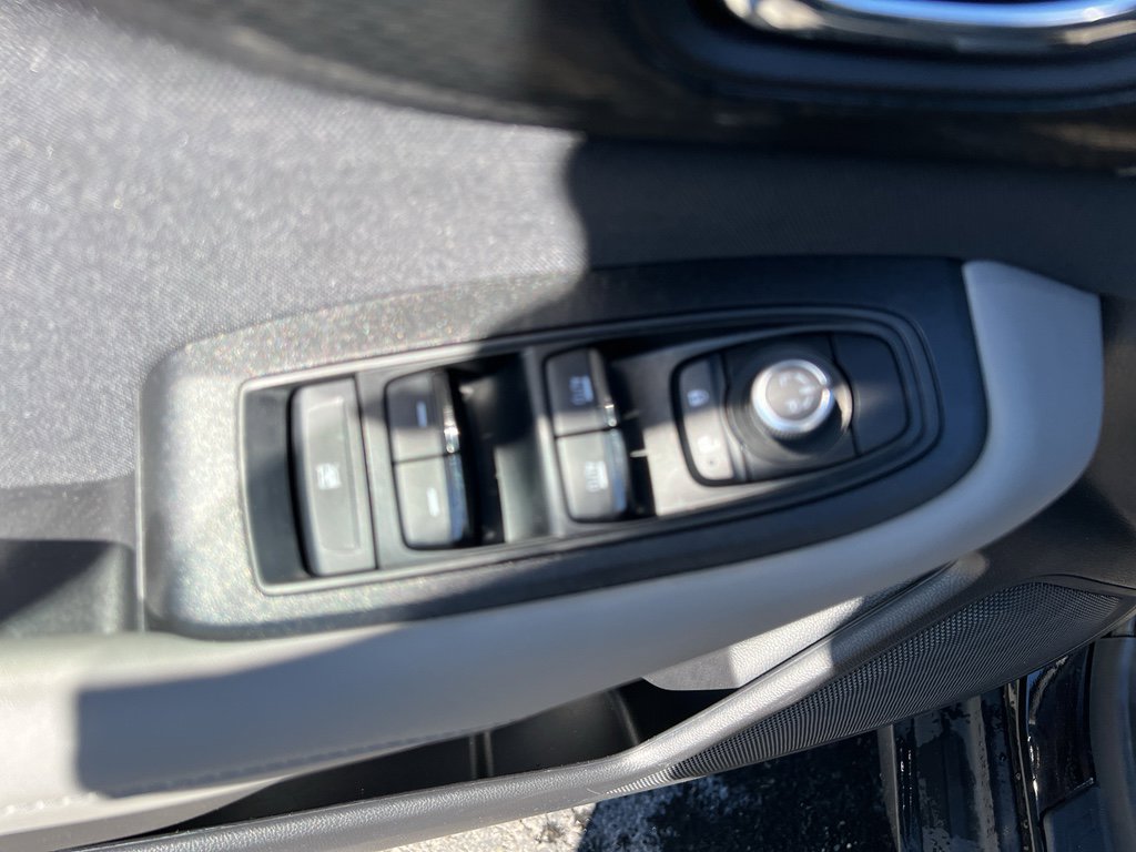 Used 2025 Subaru Outback Premium w/ Popular Package #1A image 22