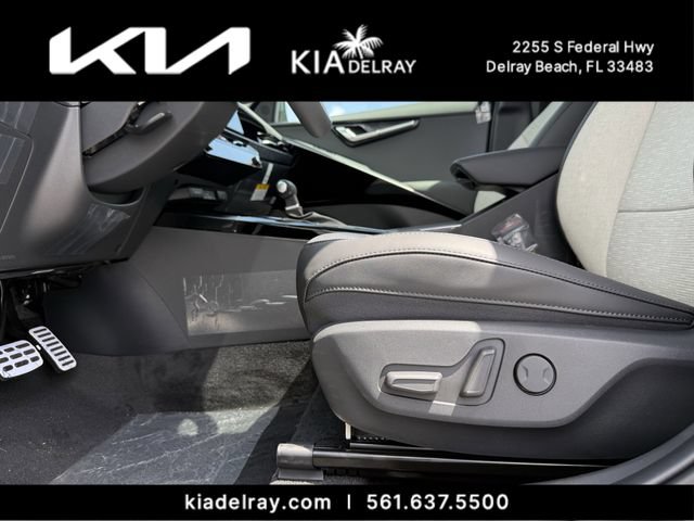 New 2026 Kia Niro SX Touring FWD image 19