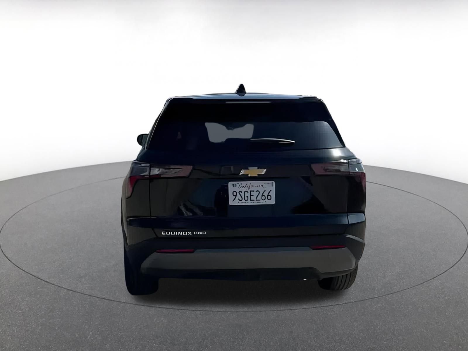 Used 2025 Chevrolet Equinox LT image 11