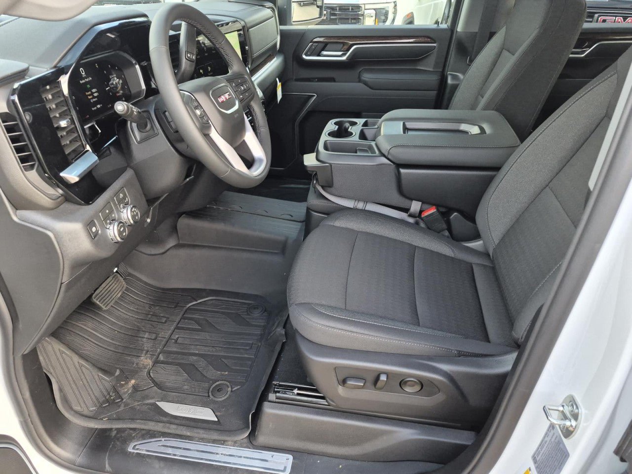 New 2026 GMC Sierra 2500 SLE w/ SLE Value Package; AWD/4WD image 8