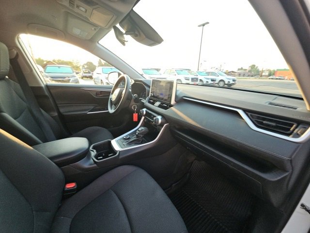 Used 2023 Toyota RAV4 LE image 21