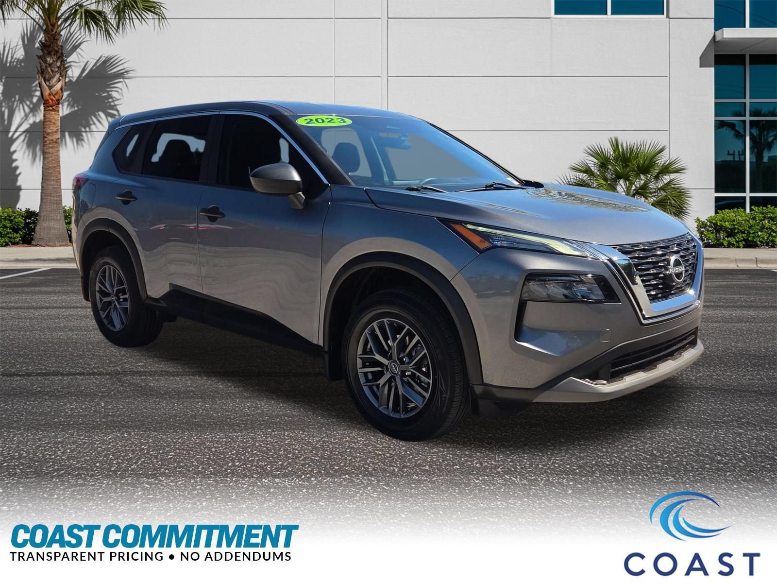 Used 2023 Nissan Rogue S FWD image 3