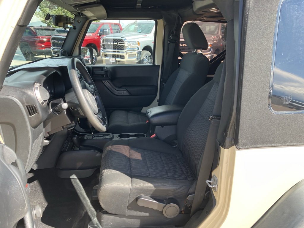 Used 2011 Jeep Wrangler Sport image 9