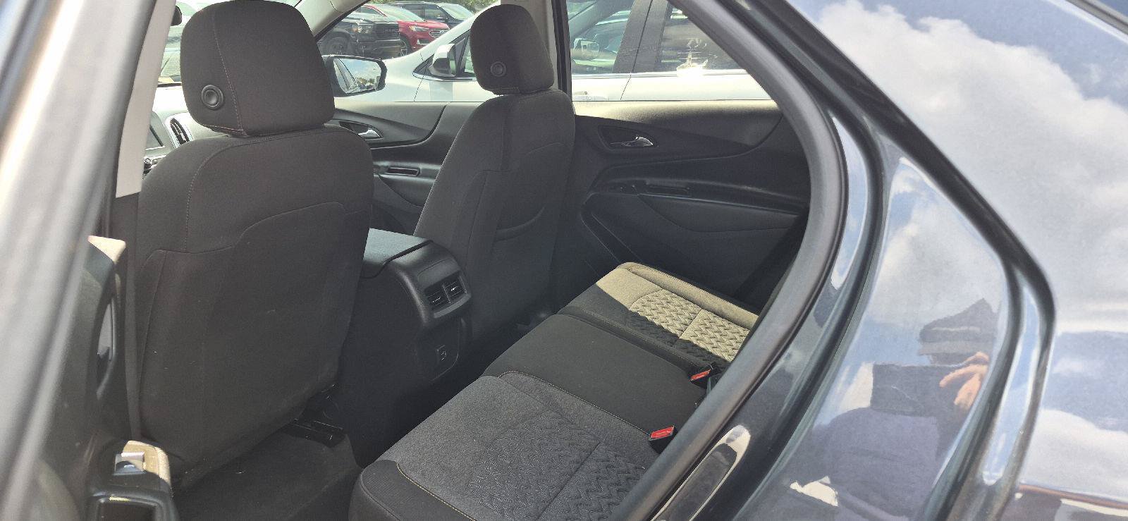 Used 2023 Chevrolet Equinox LT FWD image 7
