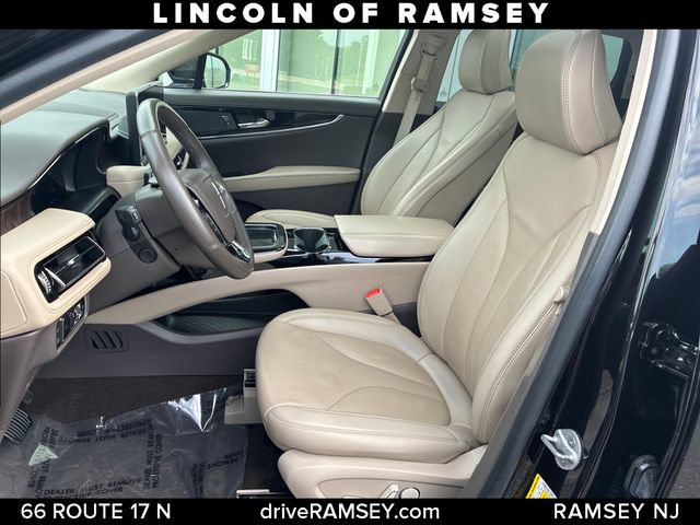 Used 2022 Lincoln Nautilus Reserve AWD/4WD image 12