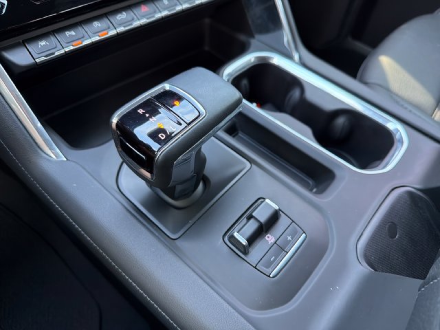 Used 2023 GMC Sierra 1500 Denali AWD/4WD image 15