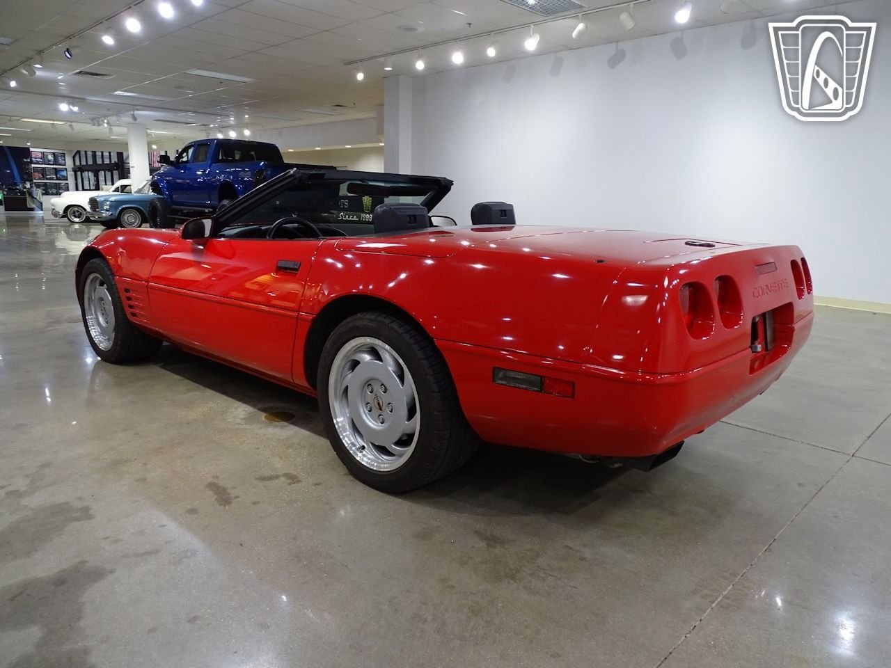 Used 1992 Chevrolet Corvette Convertible RWD image 10