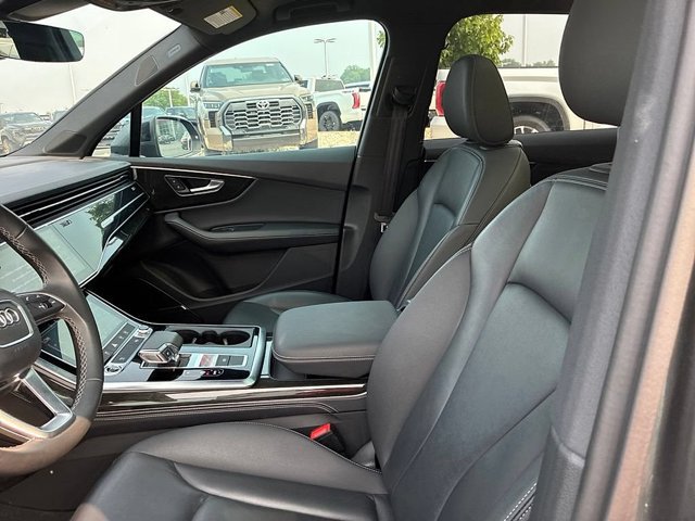 Used 2025 Audi Q7 3.0T Premium Plus AWD/4WD image 24