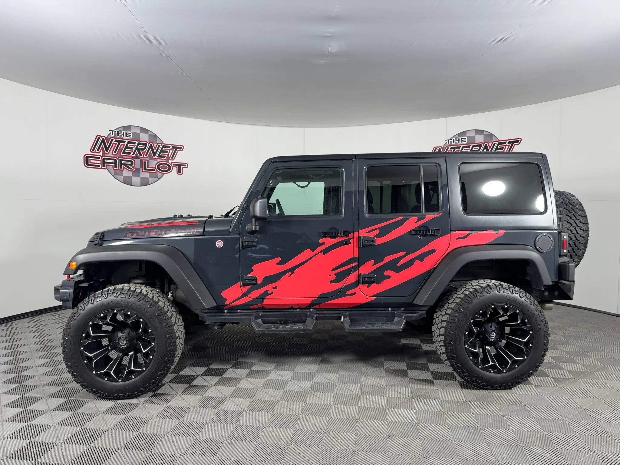 Used 2016 Jeep Wrangler Unlimited Rubicon AWD/4WD image 4
