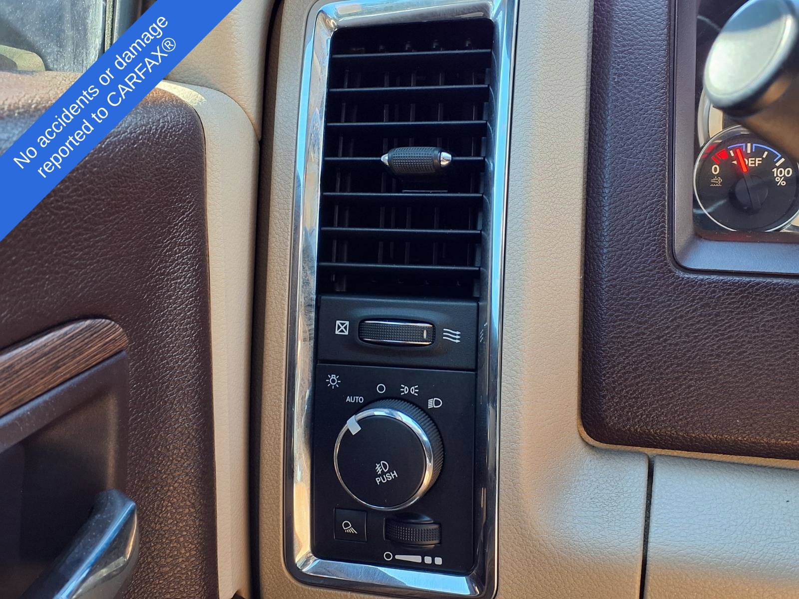 Used 2017 RAM 2500 Laramie w/ Convenience Group AWD/4WD image 28