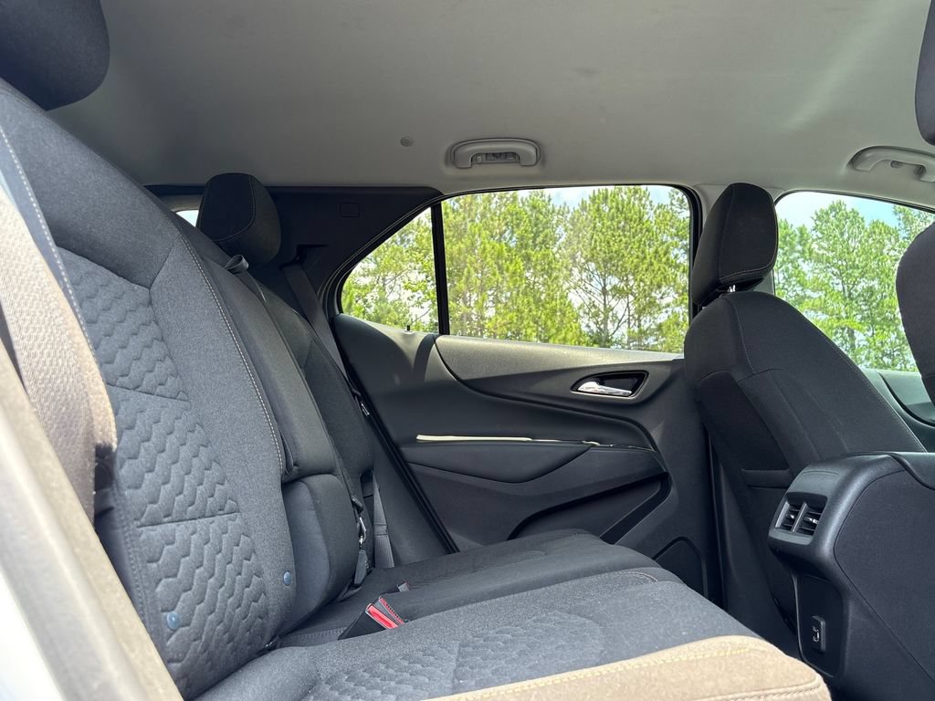 Used 2021 Chevrolet Equinox LT FWD image 28
