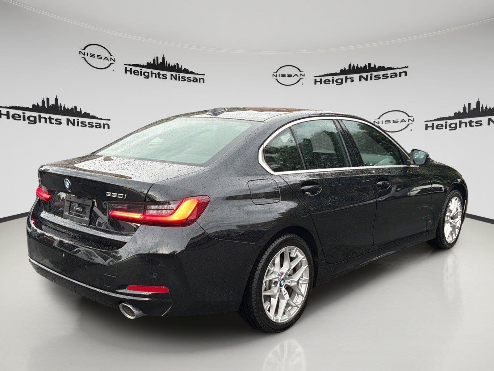 Used 2026 BMW 330i xDrive Sedan AWD/4WD image 5