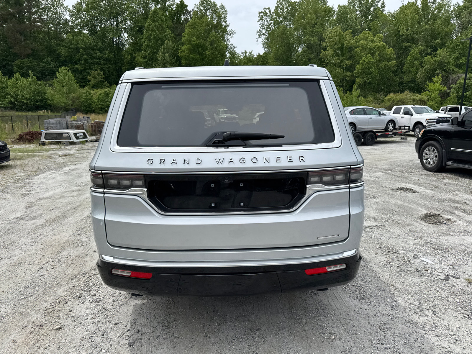 Certified 2024 Jeep Grand Wagoneer Series III AWD/4WD image 9