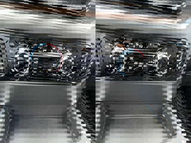 New 2026 GMC Sierra 1500 Elevation image 14