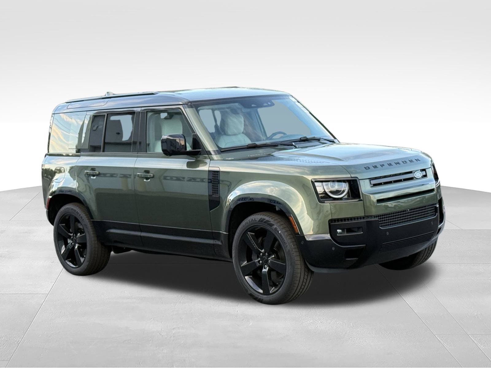 New 2026 Land Rover Defender 110 X-Dynamic SE AWD/4WD image 8