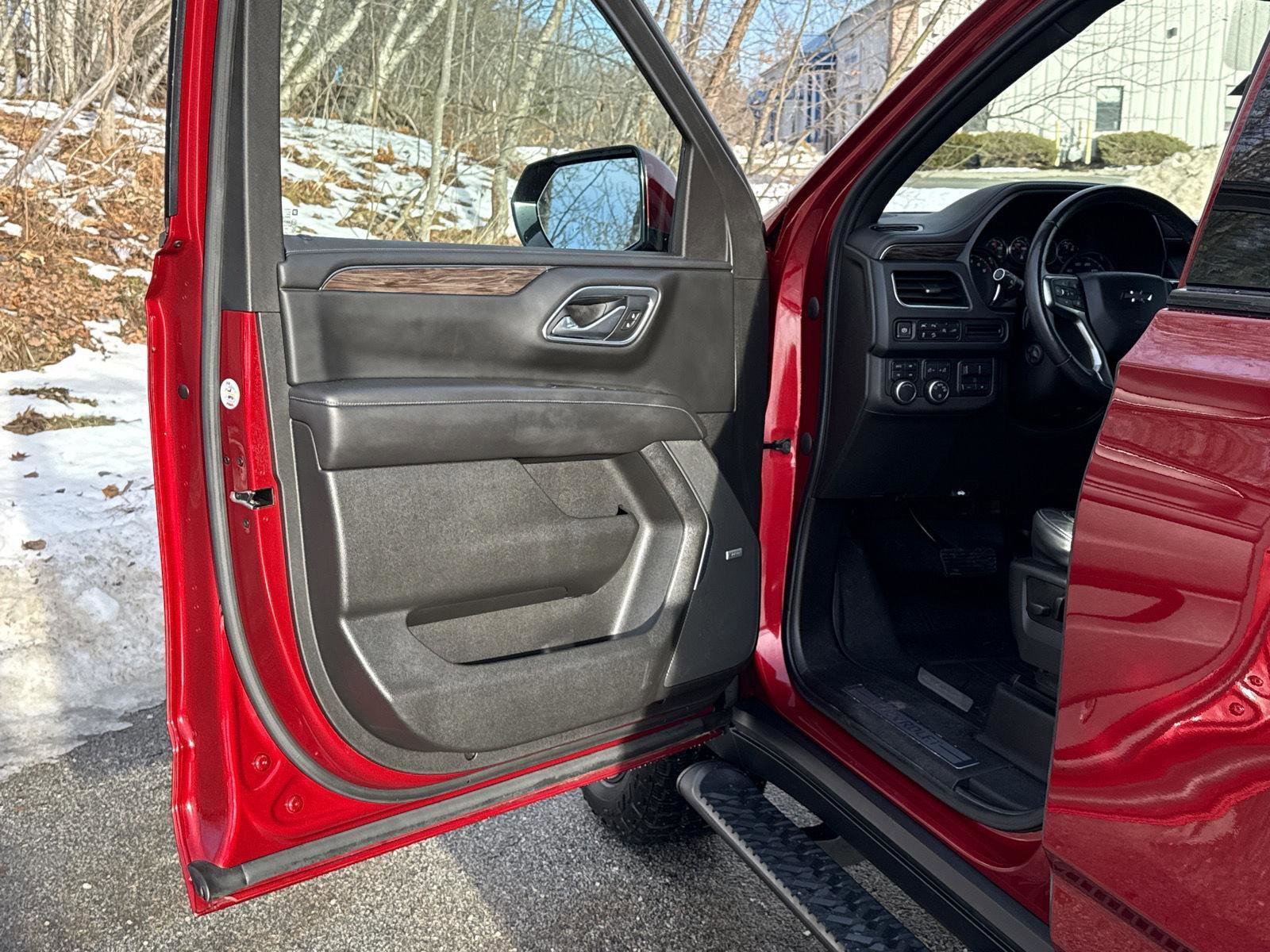 Used 2021 Chevrolet Tahoe Z71 w/ Z71 Signature Package image 10