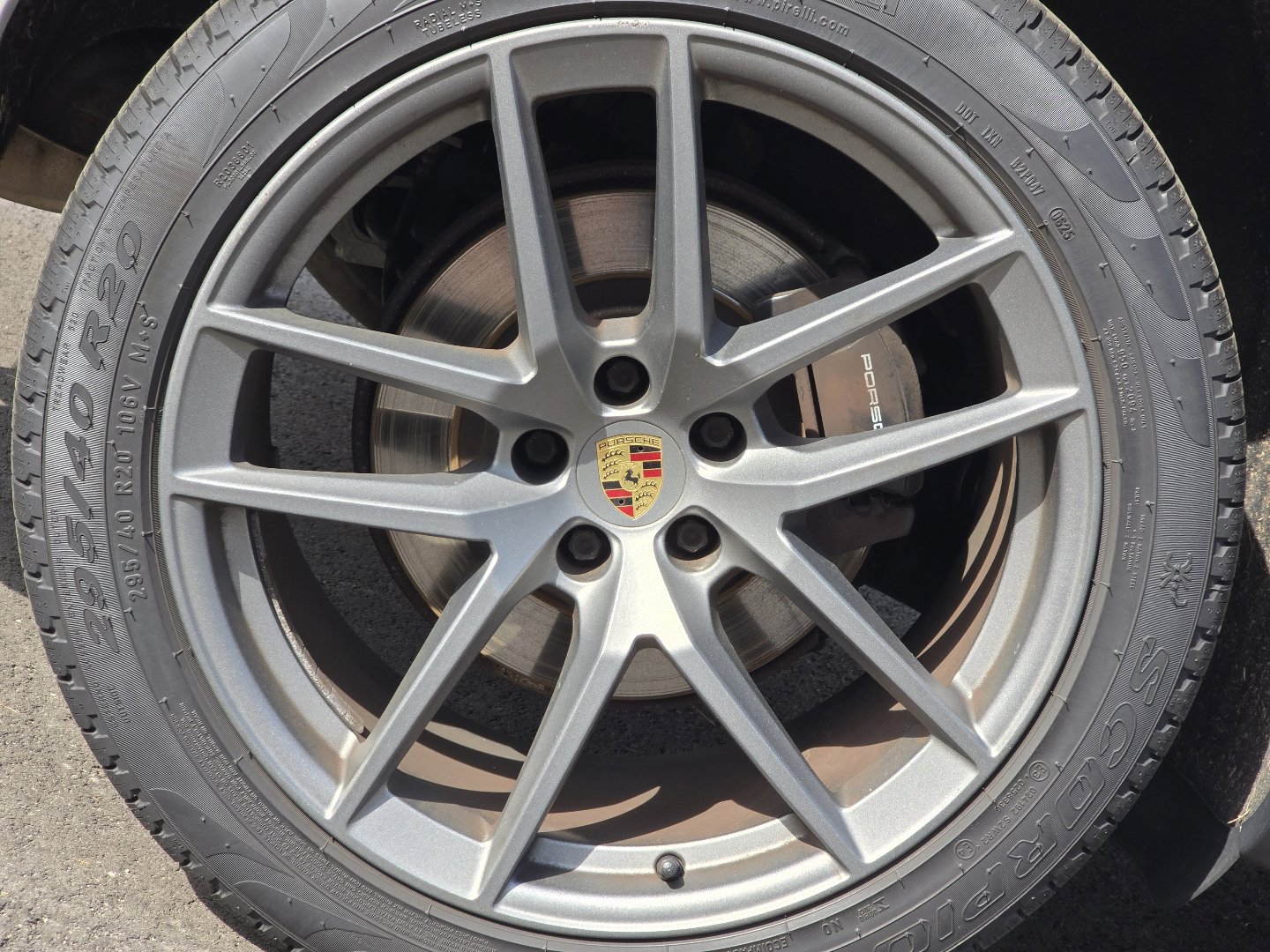 Used 2023 Porsche Macan Turbo image 42