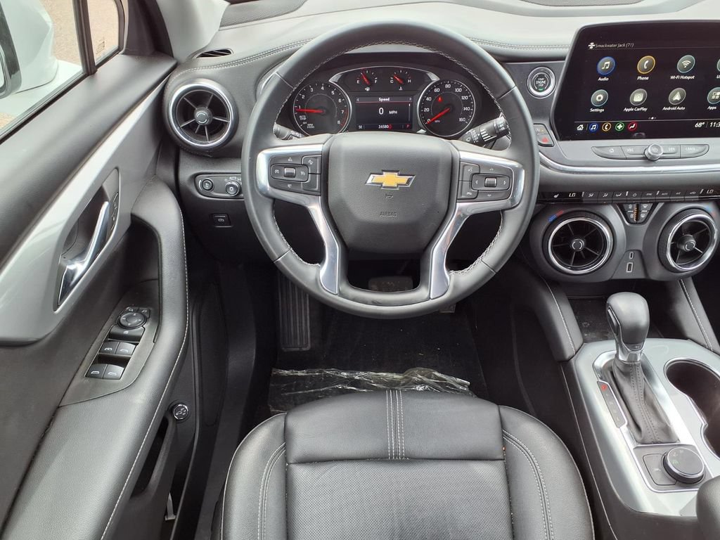 Used 2023 Chevrolet Blazer LT FWD image 13