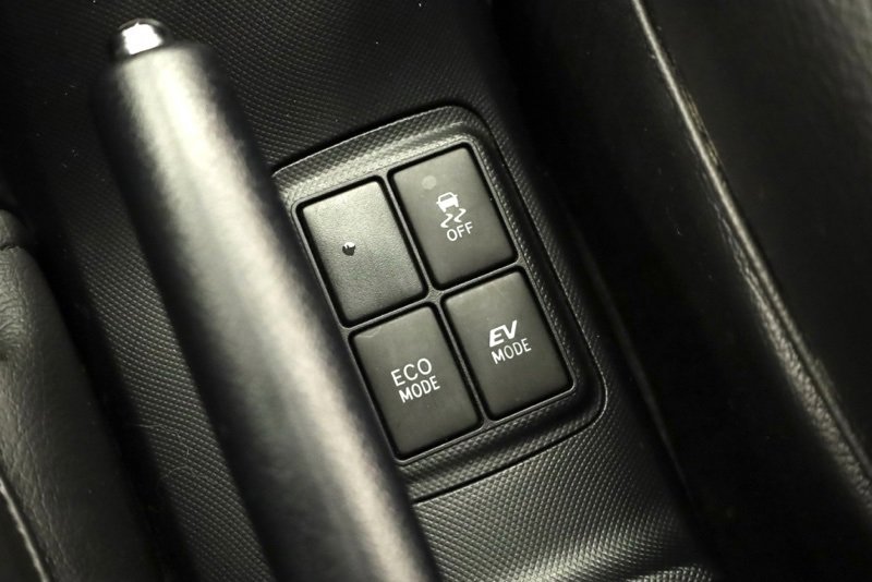 Used 2018 Toyota Prius C Two image 22