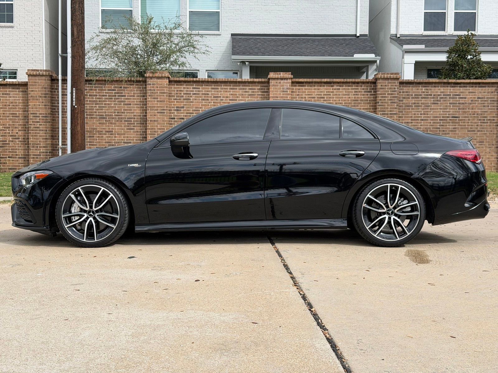 Certified 2023 Mercedes-Benz CLA 35 AMG 4MATIC image 11