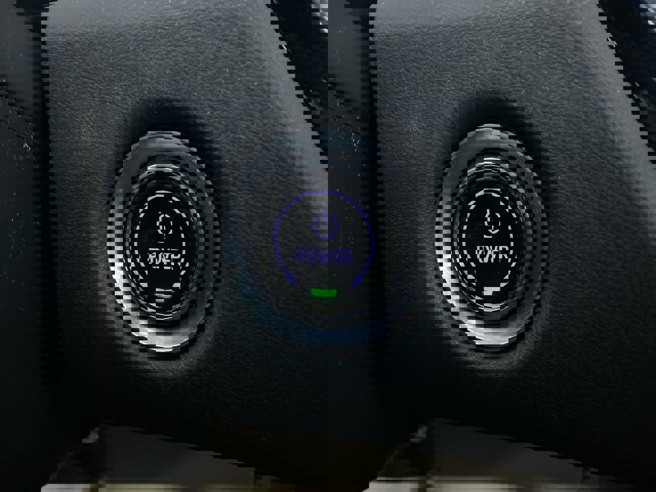 Certified 2024 Cadillac Lyriq Luxury w/ Nappa Leather Package image 8