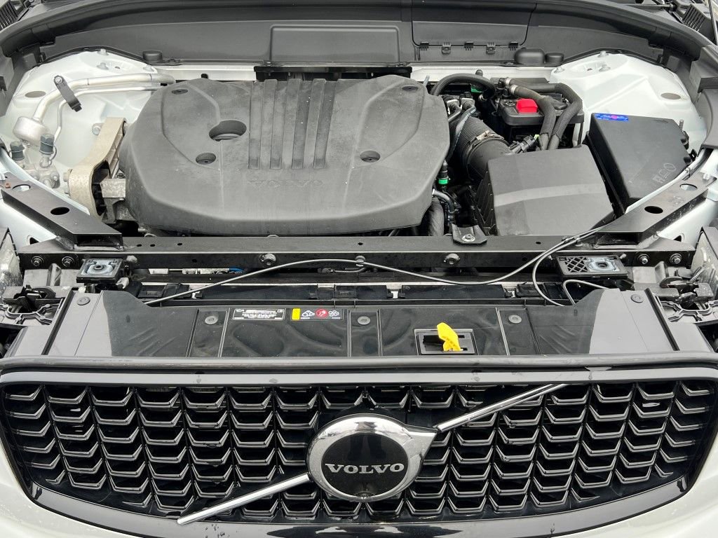 Certified 2023 Volvo XC60 B5 Plus w/ Climate Package image 38