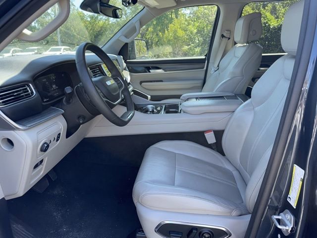 Used 2023 Jeep Wagoneer L Series II image 9