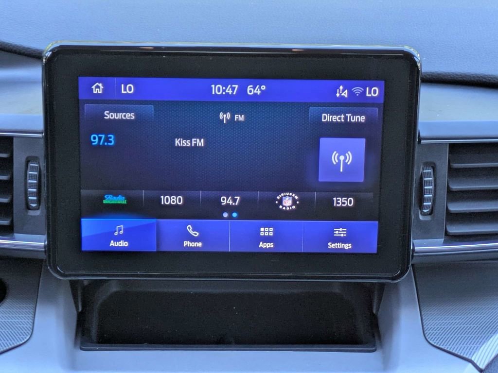 Used 2024 Ford Explorer XLT w/ Equipment Group 202A RWD image 18