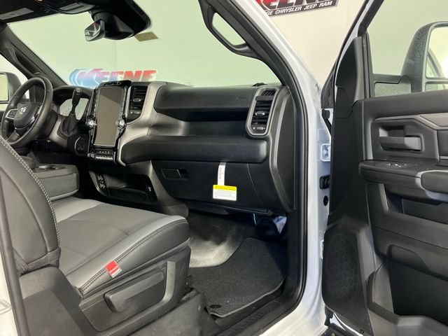 New 2026 RAM 3500 Tradesman AWD/4WD image 24